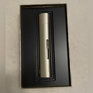 Amiro RF eye device with charging cable